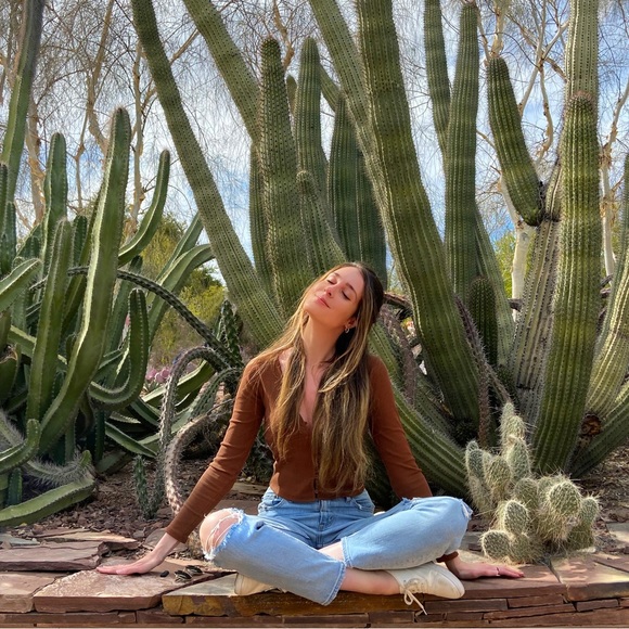 KATY’S LIVE! Like to be notified :) - Picture 6 of 7